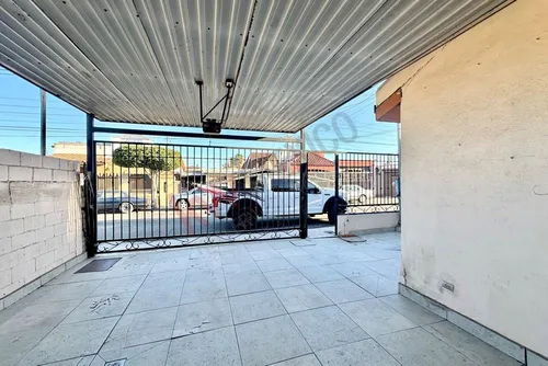 Renta Casa En Excelente Ubicación Jardines Del Lago, $ 14,500.00 Pesos Mensuales