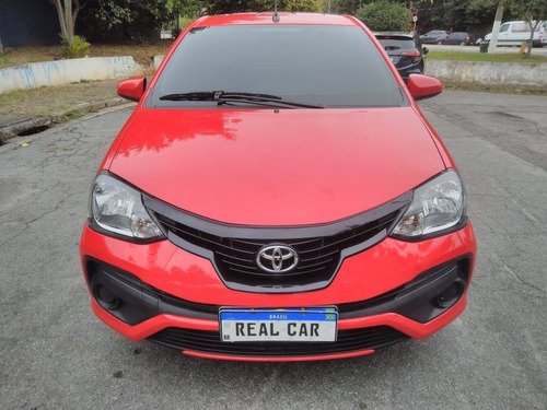 Imagem 2 de 10 de Toyota Etios 1.3 X 16v Flex 4p Manual