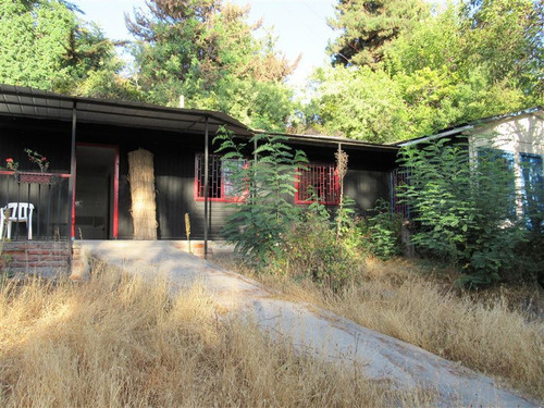 Casa En Venta De 8 Dorm. En La Florida