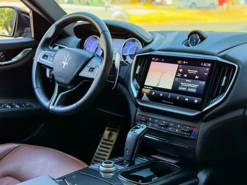 Maserati Ghibli 3.0 L At