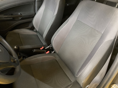 Imagen 8 de 20 de Volkswagen Voyage Comfortline