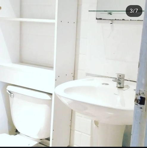 Acogedora Casa De Dos Pisos,ubicada En Villa Eduardo Anguita