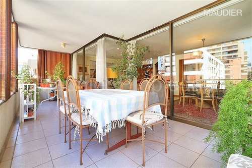 Departamento En Venta De 3 Dorm. En Las Condes
