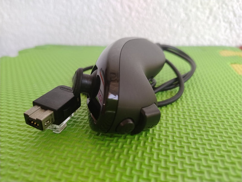 Control Nunchuk Para Wii Y Wii U Color Negro (Usado)