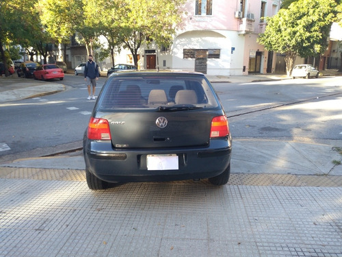 Volkswagen Golf 1.6 Conceptline 2001
