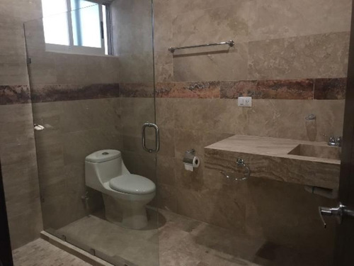 Imagen 4 de 12 de Casa Sola En Venta Frac Los Laureles