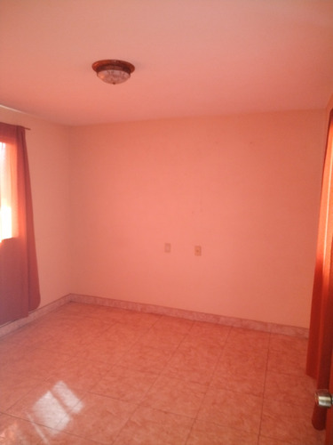 Sr Vende Amplia Y Bonita Casa De 4 Recámaras En Col. Gertrudis Sánchez