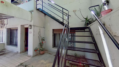 Imagen 22 de 30 de Casa Departamento En Planta Alta - 222 M2 Cub. - Lote De 223 M2