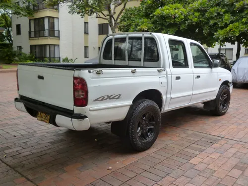 Mazda B2600 2.6 B26dc3