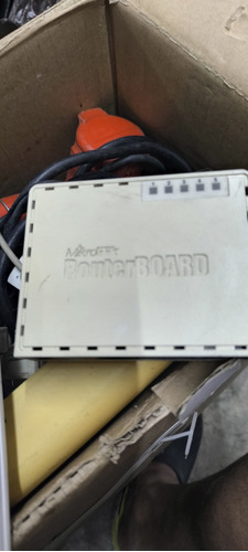 Mikrotik Routerboard 750g
