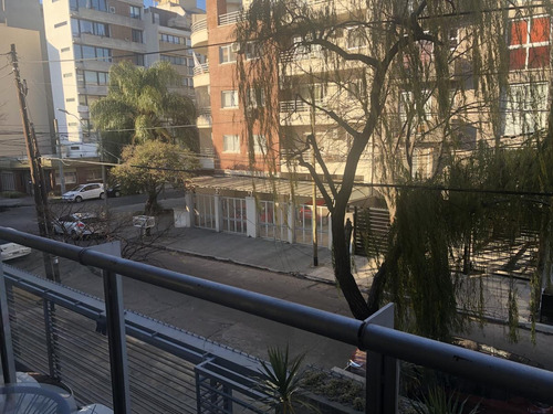 Imagen 26 de 26 de Departamento En Venta - 2 Ambientes - Con Balcon - Cochera Castelar Norte - Centro