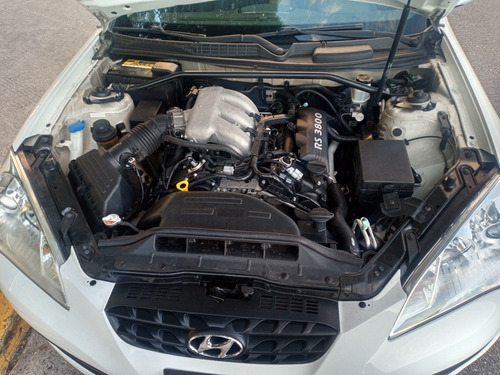 Hyundai Genesis 2011 3.8 Coupe 300cv 6at