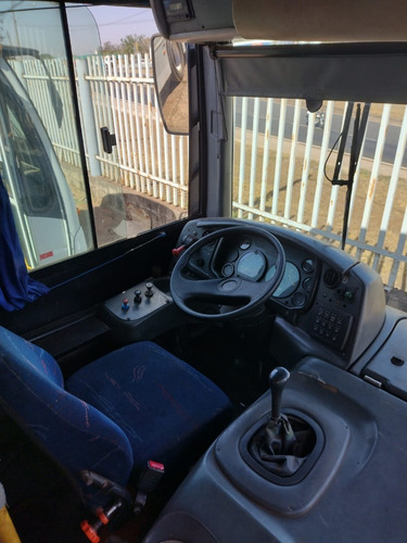 Imagem 4 de 11 de Onibus Marcopolo Torino Mb 1722 2010/10 35 Lugares