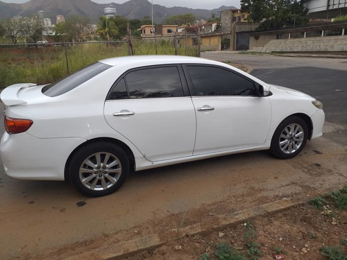 Toyota Corolla Gli 2011