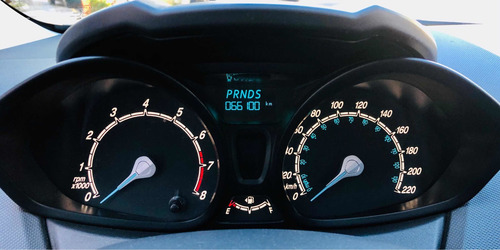 Ford Fiesta Kinetic Design 1.6 Se Powershift 120cv