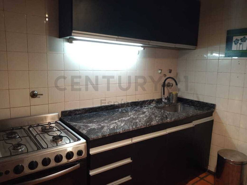 Imagen 10 de 27 de 11 E/ 472 Y 474, City Bell - Casa Sobre Lote De 20x55