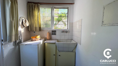 Imagen 6 de 12 de Chalet Con Dos Dormitorios En Venta En Ituzaingo Norte