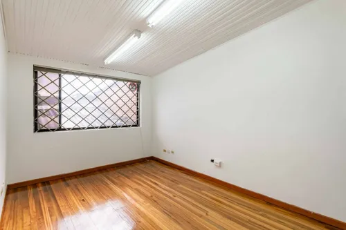 Casa En Arriendo/venta En La Castellana. Cod A23954