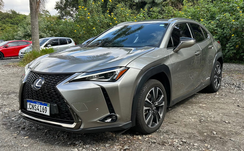 Lexus UX 2.0 Dynamic Aut. 5p Hibrido