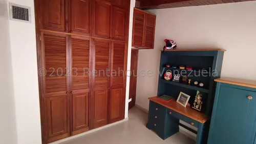 Venta De Linda Casa En Pampatar, Conjunto Cerrado. Isla De Margarita. Cao