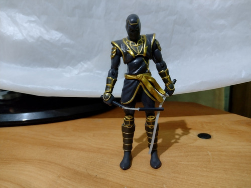 Marvel Universe 3.75 Ronin Hawkeye Hasbro 10 Cm (Usado)