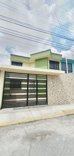 Casa En Venta En Pachuca En La Colonia Forjadores