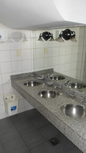 Imagen 9 de 11 de Local En Alquiler En Floresta, Capital Federal, Buenos Aires