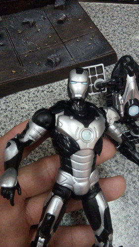 Marvel Legends Ironman Satellite Armor Concept Series!! (Usado)