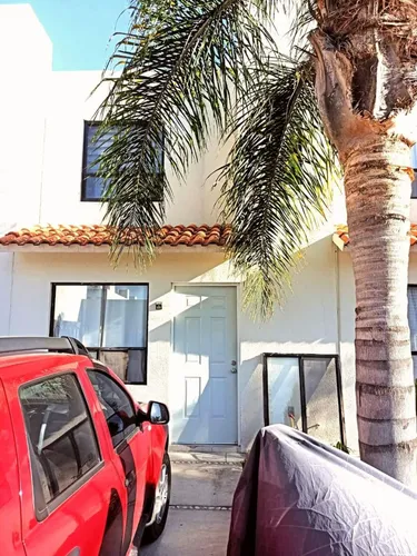 Casa Con Alberca, Cond. Fresnos ,sonterra