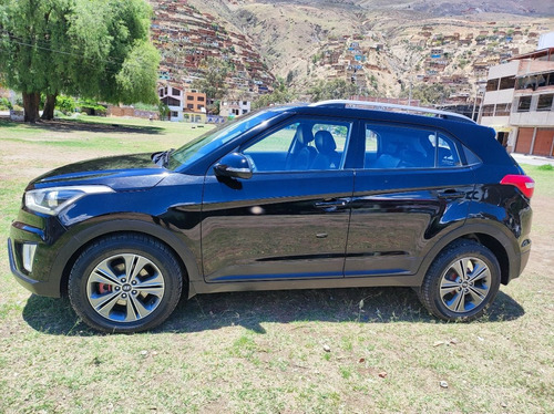 Imagen 17 de 19 de Hyundai, Modelo Creta, Color Negro Camioneta Rural