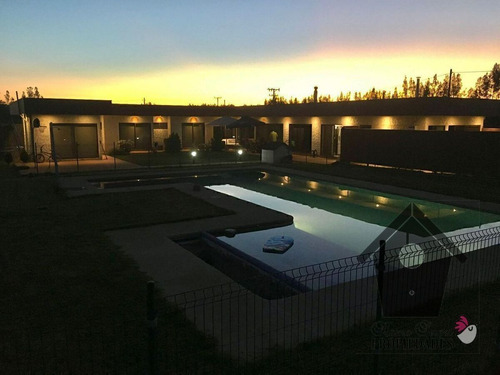 El Peumo, Limache, 5d 5b, 280/5200m2