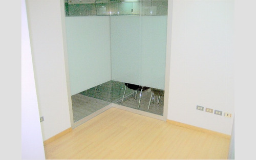 Chacao, Torre Kpmg, Alquilamos Excelente Media Planta De Oficinas De 500 M2.