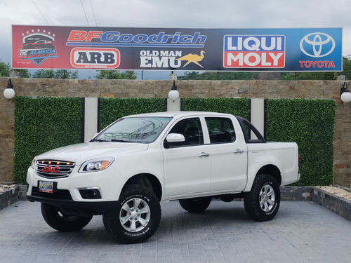 Jac T6