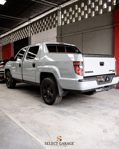 Honda Ridgeline Sport