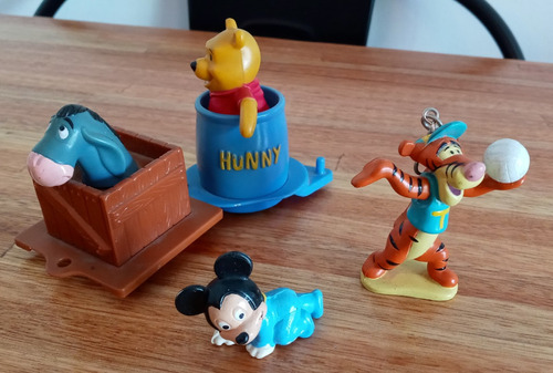 Lote De Cuatro Juguetitos Disney (winnie The Pooh Y Mickey)