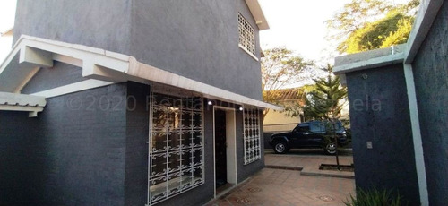 Casa En Las Acacias #21-9766