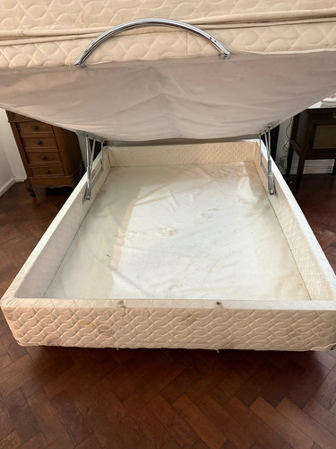 Sommier Con Box De 1,40 Marca Castor !!made In Brasil! Blanco (Usado)