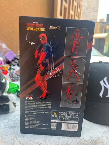 Figura De Acción Deadpool & Wolverine (Usado)