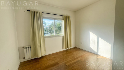 Venta Casa - Barrio Privado La Retama, Manzanares (apto Crédito/acepta Permuta)