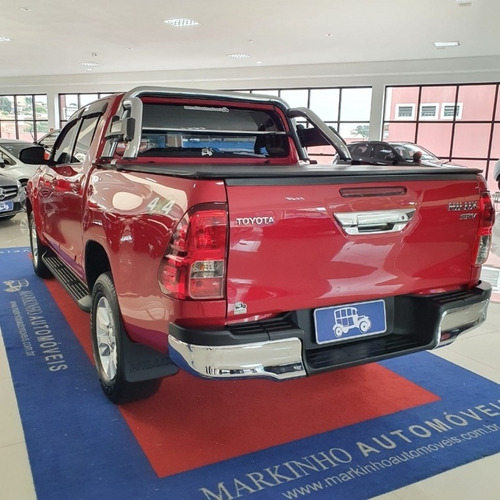 Imagem 6 de 12 de Hilux Srv 2.7 4x4 Flex Aut.