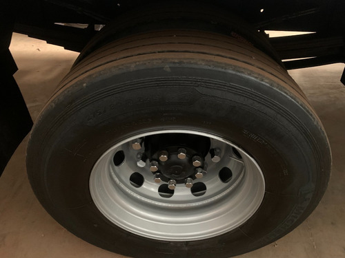 Imagem 9 de 10 de Volkswagen 15-180 Constellation 2011