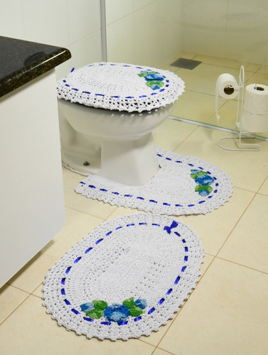 Tapete De Croche Jogo Para Banheiro 3pç Bordado Fio Branco Cor Branco com Azul