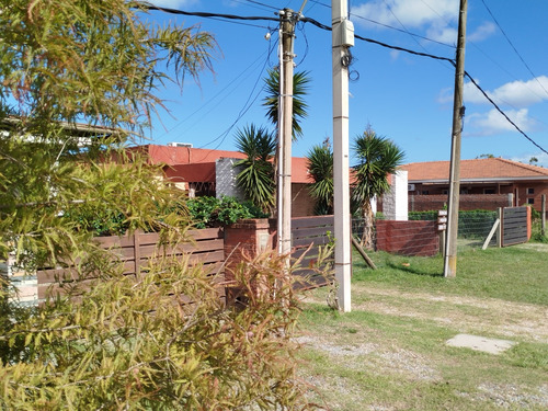 Playa 1 Cuadra Fin De Semana $4900 Enero 135 Dolares A Dos Del Superdevoto Rambla 2 Baños