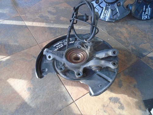 Imagen 2 de 3 de Vendo Muñequilla Trasera Izquierda De Mercedes Benz S600
