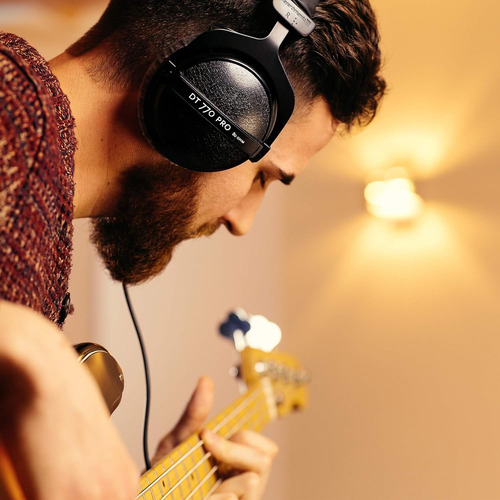 Beyerdynamic Dt 770 Pro - 250 Ohmios Le Dt 770 Pro 250 Oh...