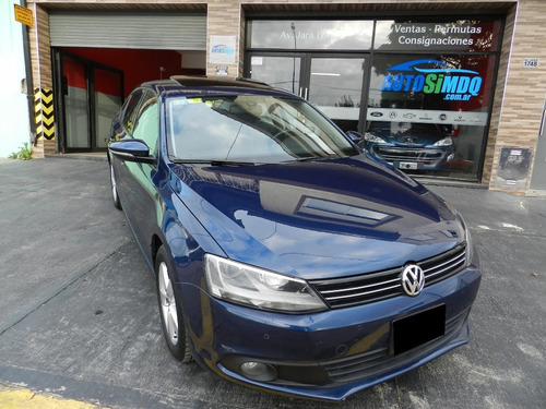 Volkswagen Vento 2.5 Luxury