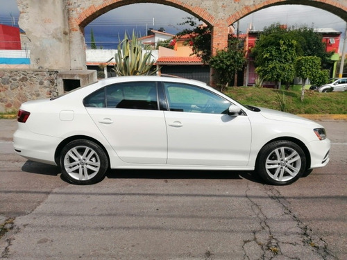Imagen 3 de 15 de Volkswagen Jetta 2017 2.5 Sportline Tiptronic At