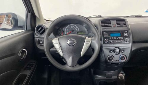 Imagen 15 de 15 de 116155 - Nissan Versa 2017 Con Garantía