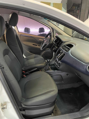 Fiat Punto Attractive 1.4 8v Año 2015