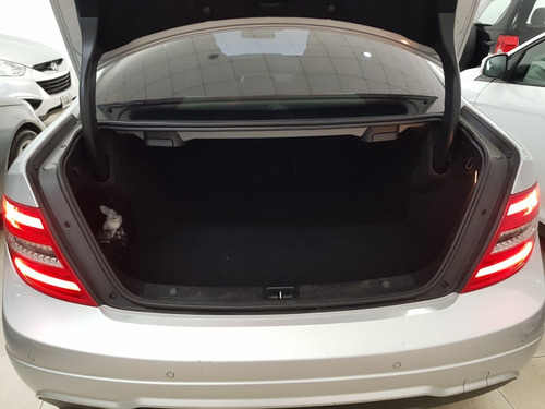 Imagen 15 de 15 de Mercedes Benz C250 Blue Efficiency